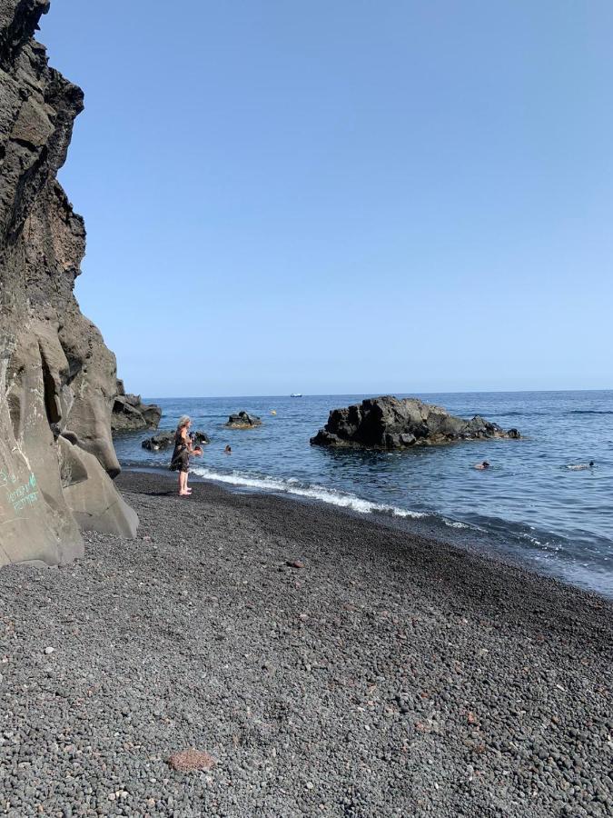 La Rosamarina Affittacamere Stromboli